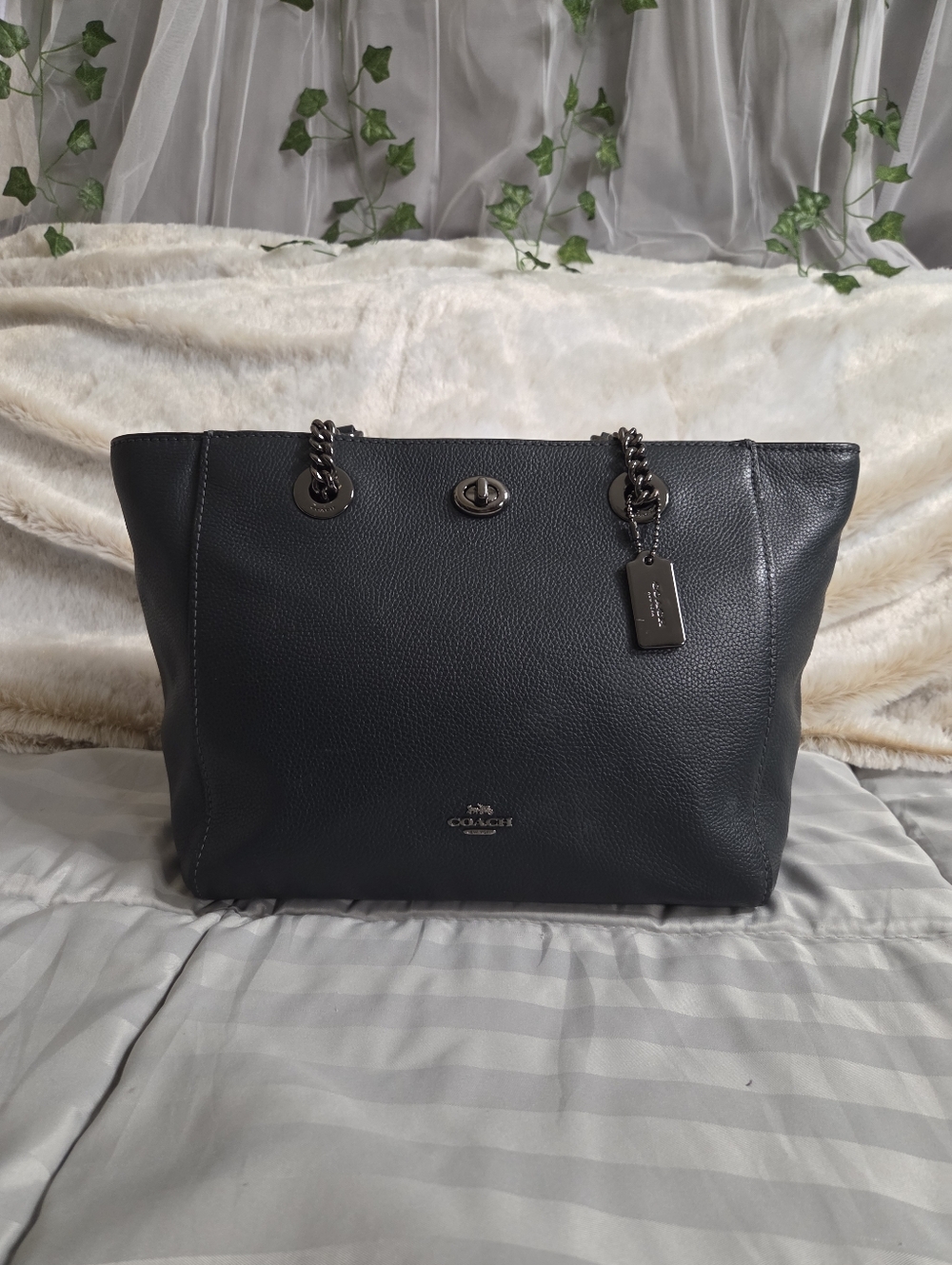Coach Turnlock Chain Strap Tote